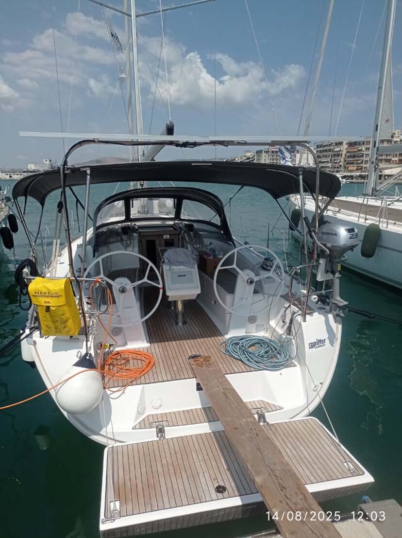 Bavaria Cruiser 34 - 2 cab. Licence to chill
